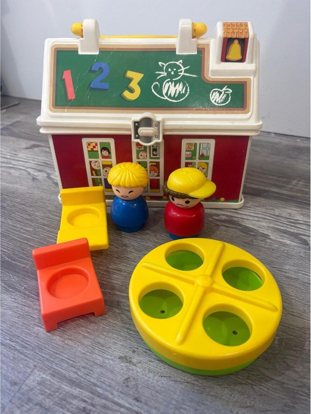 Fisher Price Little people vintage school lot